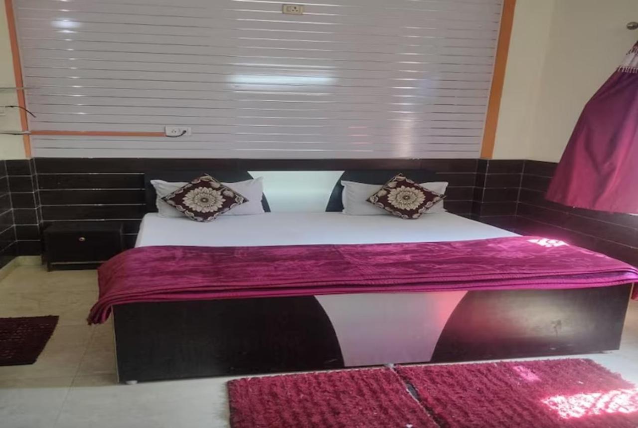 Goroomgo New Ashiyana Palace Varanasi Bagian luar foto