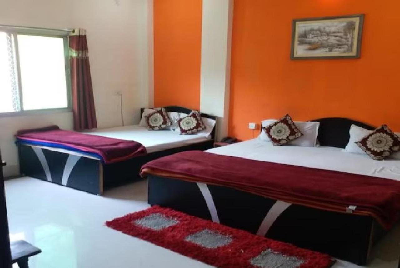 Goroomgo New Ashiyana Palace Varanasi Bagian luar foto