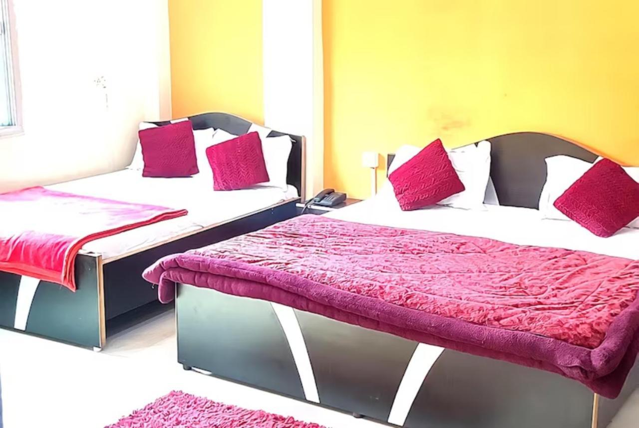 Goroomgo New Ashiyana Palace Varanasi Bagian luar foto
