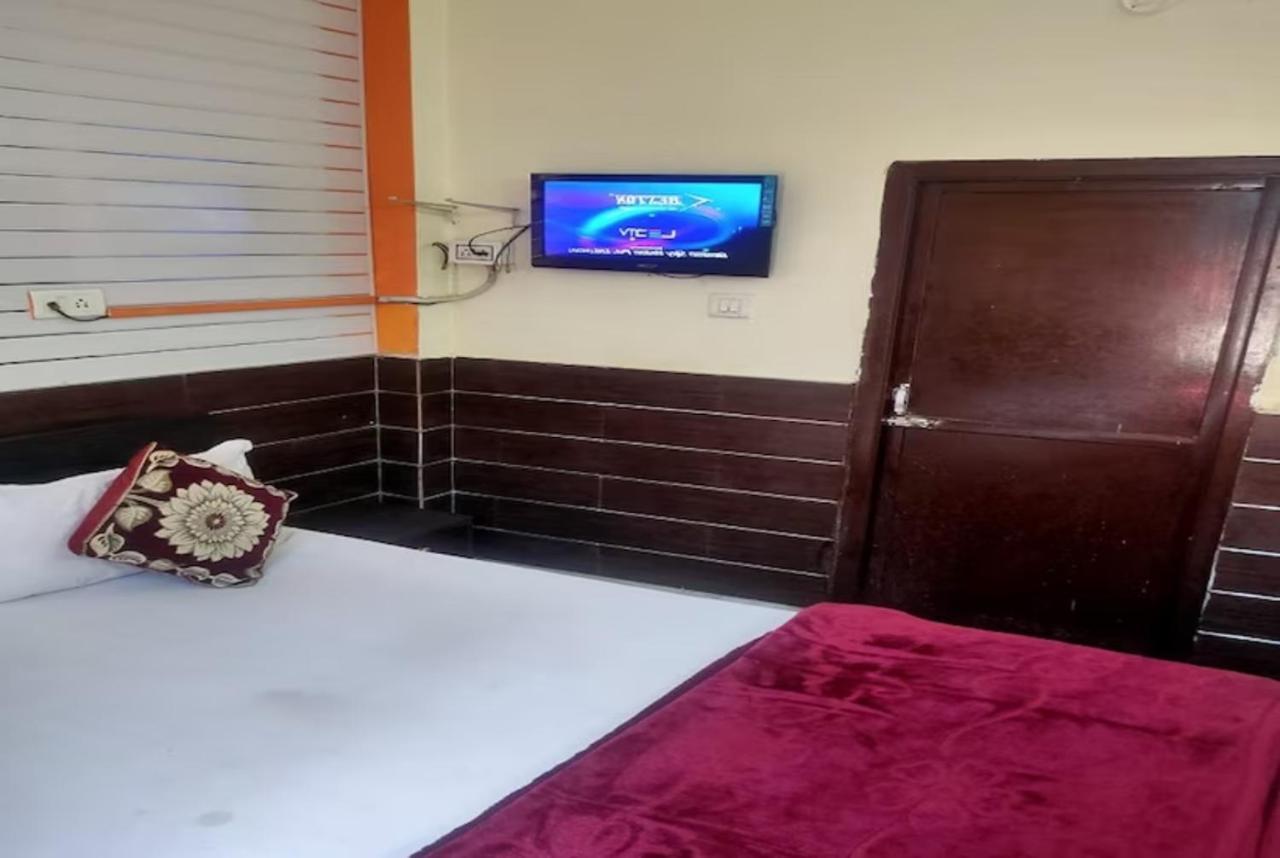 Goroomgo New Ashiyana Palace Varanasi Bagian luar foto