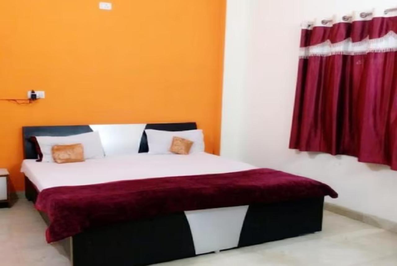 Goroomgo New Ashiyana Palace Varanasi Bagian luar foto